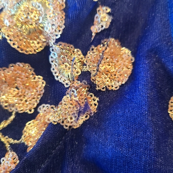 Royal Blue Lehenga Blouse With Gold Detailing - Picture 8 of 10
